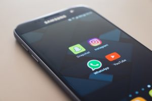 Home 179 Aplikasi Pembuat Stiker Whatsapp Terbaik Android