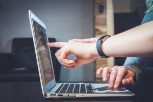 Home 27 Cara Menghapus Aplikasi di Laptop yang Tidak Bisa Dihapus
